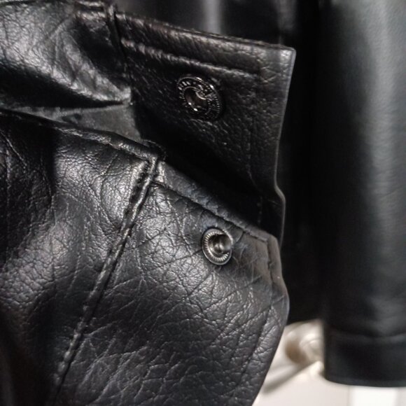 Faux Leather Jacket Men's Black with Brown Faux fur lining M/L New - Picture 6 of 12